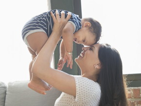 La estimulación del bebé y los masajes para bebés