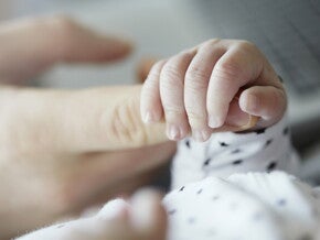El primer encuentro de una madre y su bebé
