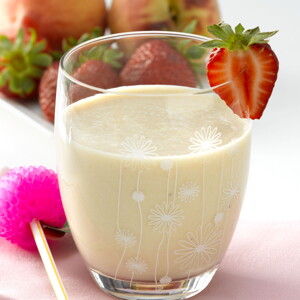 batido_de_fresas_con_durazno.jpg batido_de_fresas_con_durazno.jpg