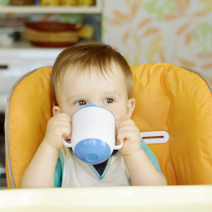¿QUÉ SON Y POR QUÉ MI BEBÉ NECESITA PROTEÍNAS DE CALIDAD?