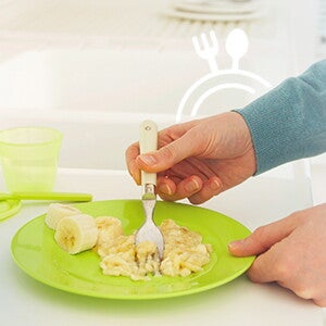 Cómo ayudar a su bebé a aprender a gustarle nuevos alimentos y texturas