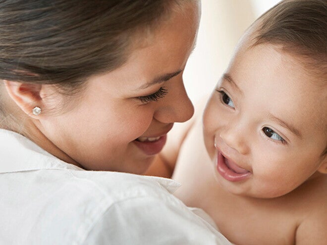 Cambio de pañales de un bebe Cambio de pañales de un bebe