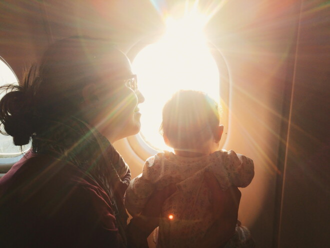 El primer viaje en avión de tu bebé El primer viaje en avión de tu bebé